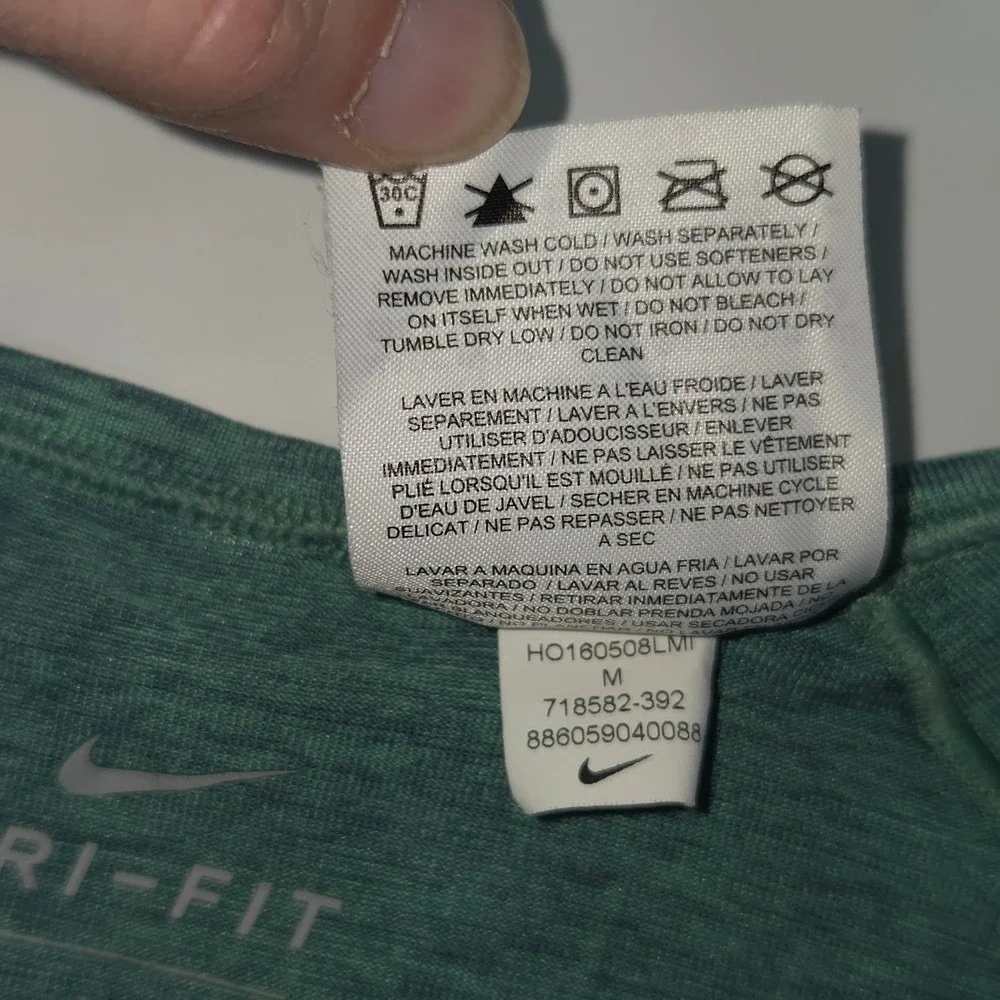 Nike DriFIT Knit Running Top Women M Teal Green Long Sleeve Thumbhole 718582-392